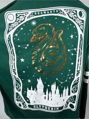 Women’s medium Slytherin house green Harry Potter Shirt Long Sleeve Hogwarts